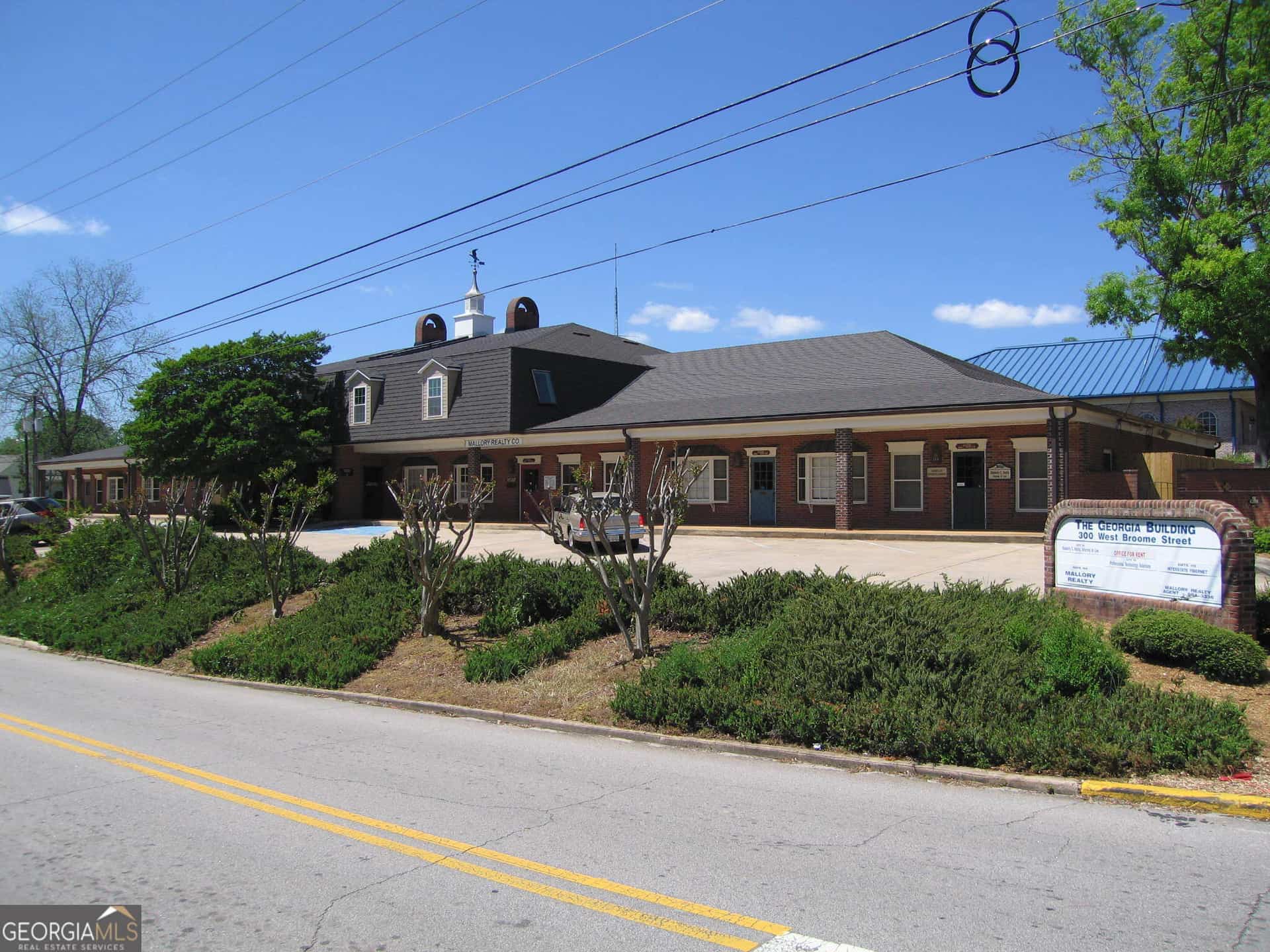 300 W Broome ST, LaGrange, GA 30240