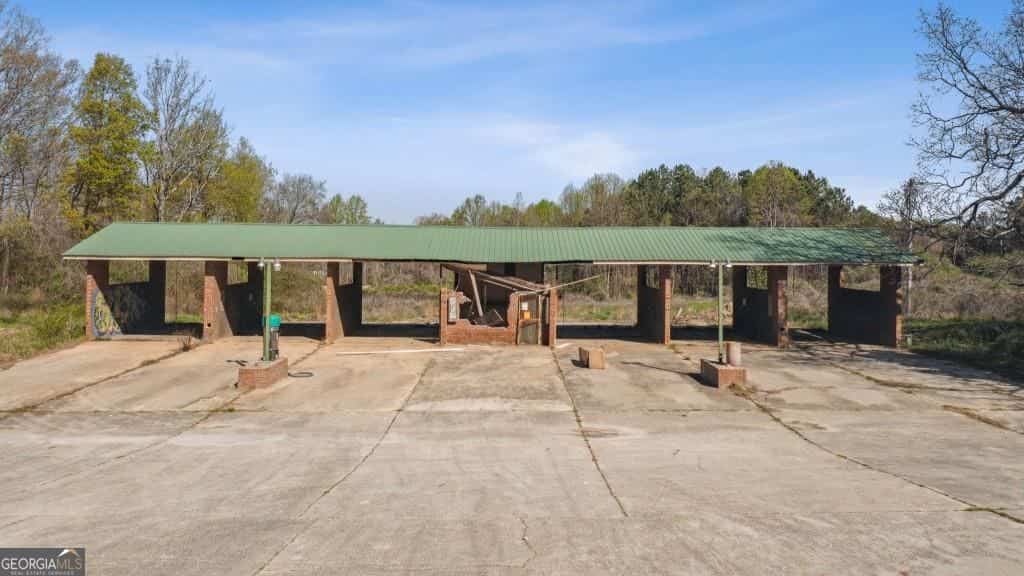 Listing photo 6