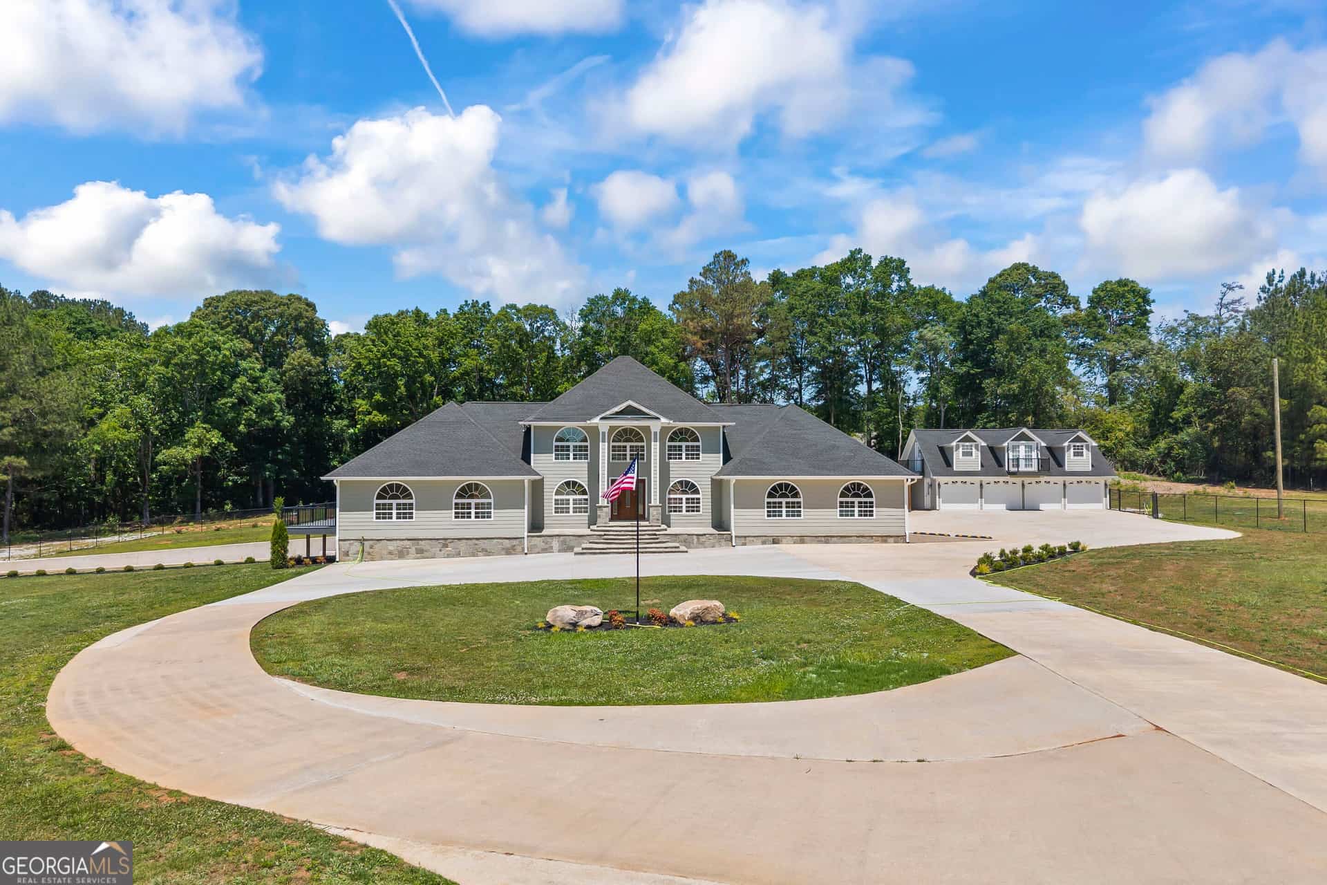 22 Anderson Thomas RD, Martin, GA 30557
