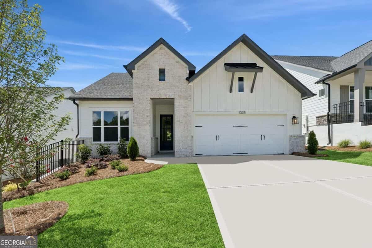 1335 Autumn Lake DR SW, Gainesville, GA 30504