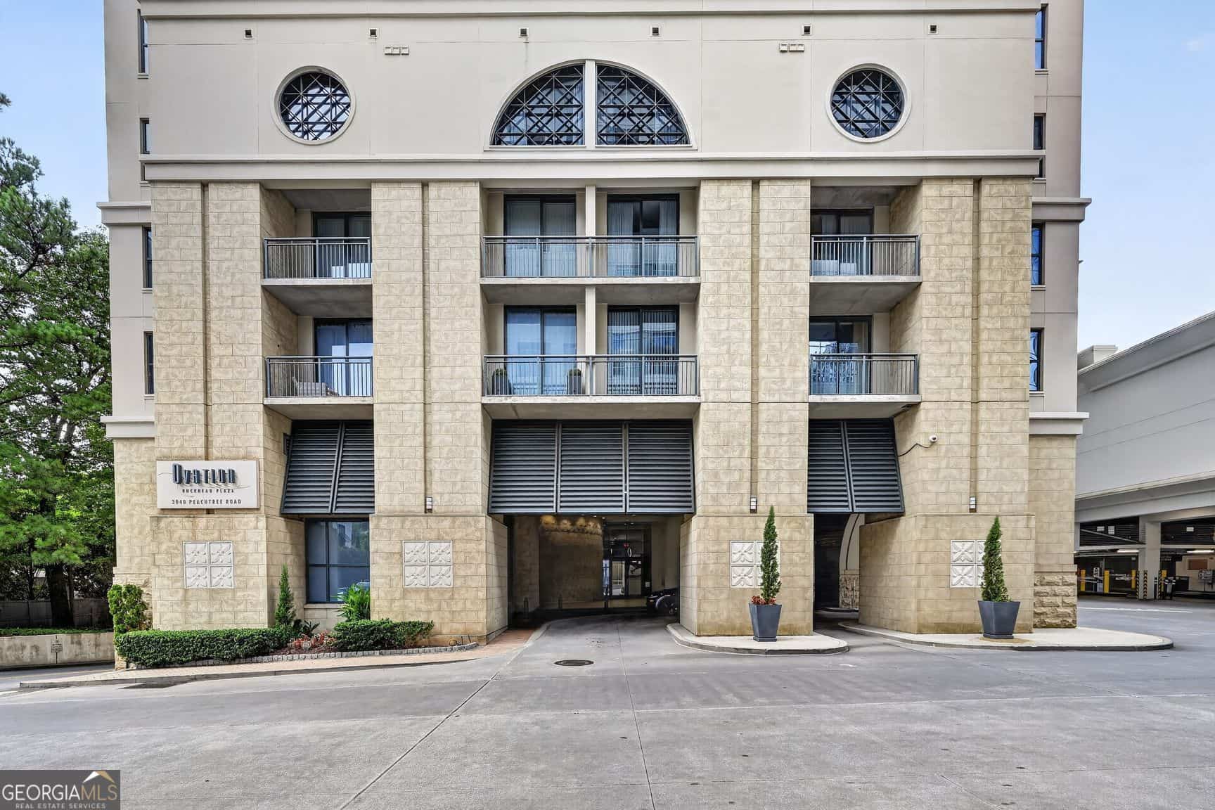 3040 Peachtree RD NW 313 #313, Atlanta, GA 30305