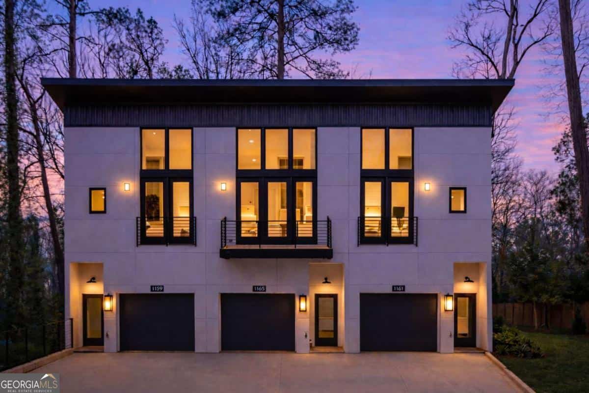 1165 Penny LN, Atlanta, GA 30324