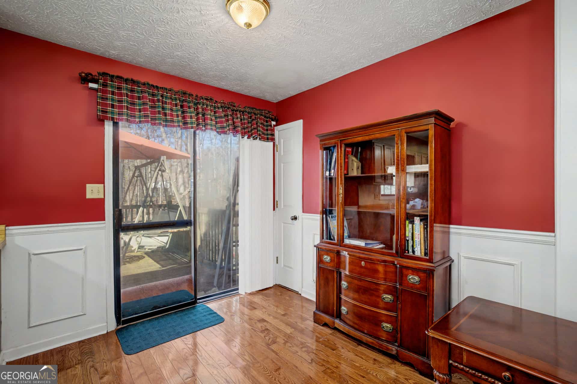Listing photo 6