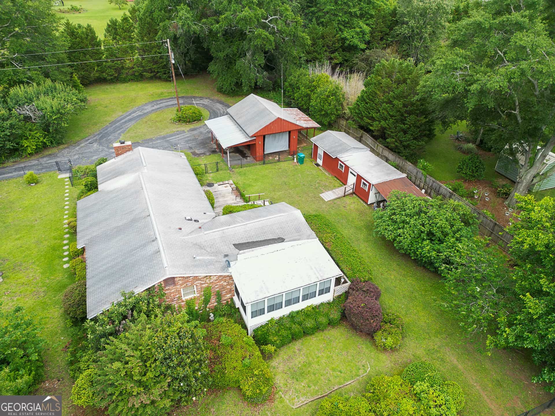 Listing photo 6