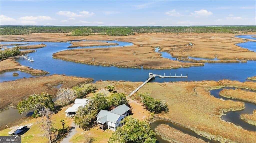 1116 Pleasure Point LN NE, Townsend, GA 31331