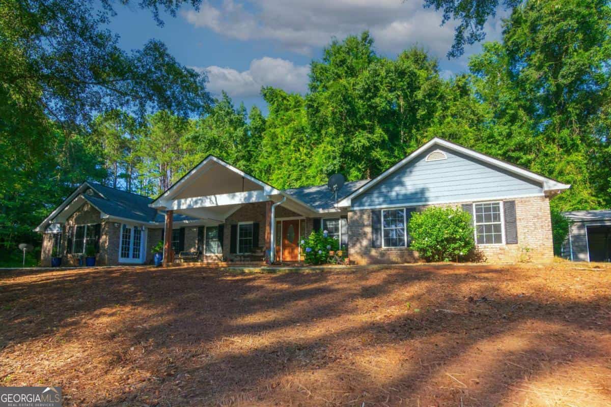 253 Price RD, Pine Mountain, GA 31822
