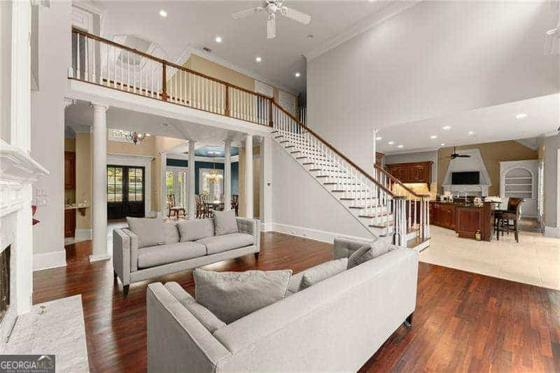 Listing photo 6