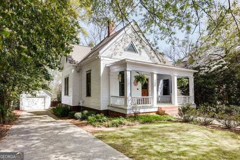 Listing photo 3