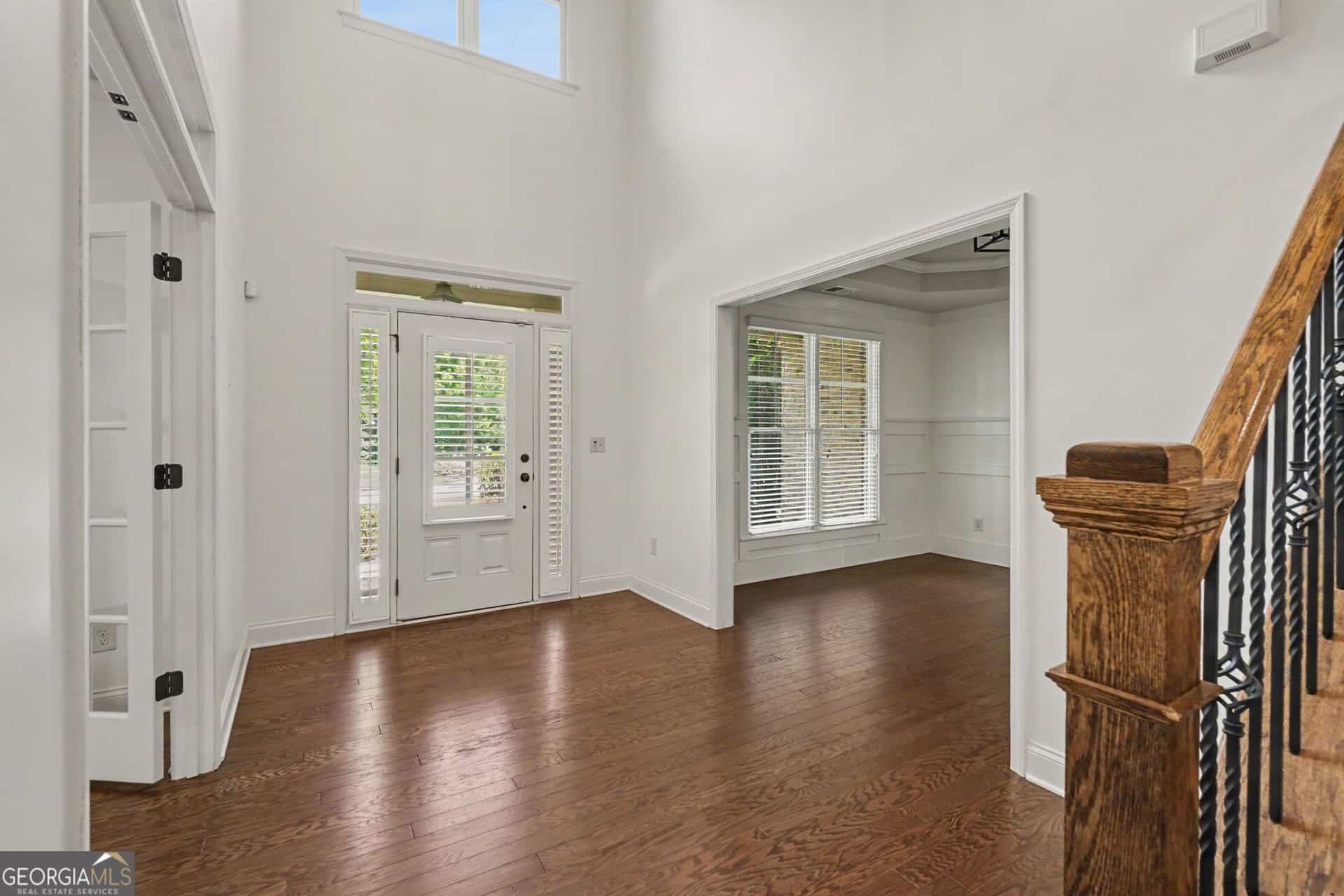 Listing photo 6