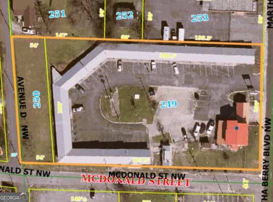 Listing photo 3