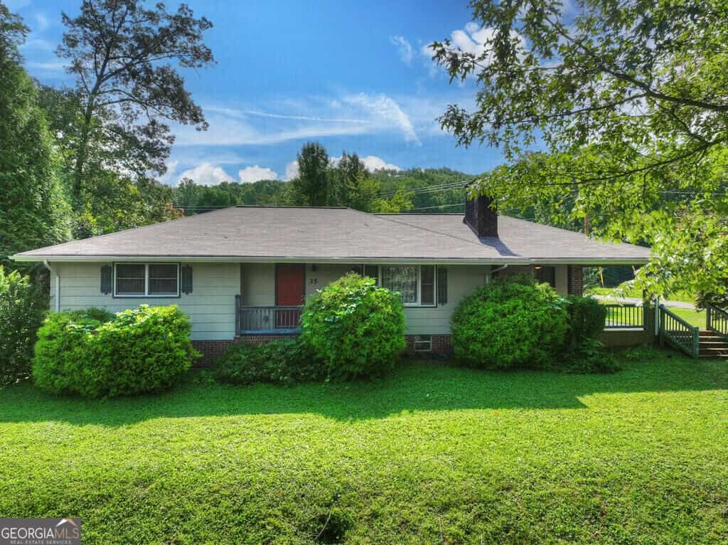 35 E Thomas RD, Blue Ridge, GA 30513