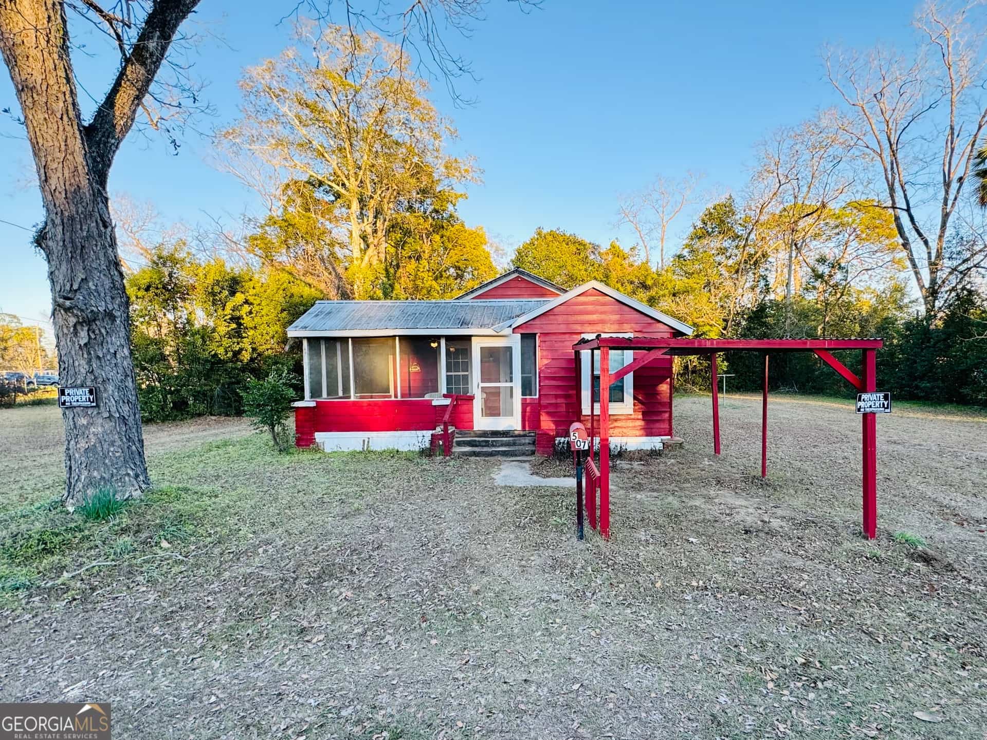 507 S Poplar ST, Adel, GA 31620