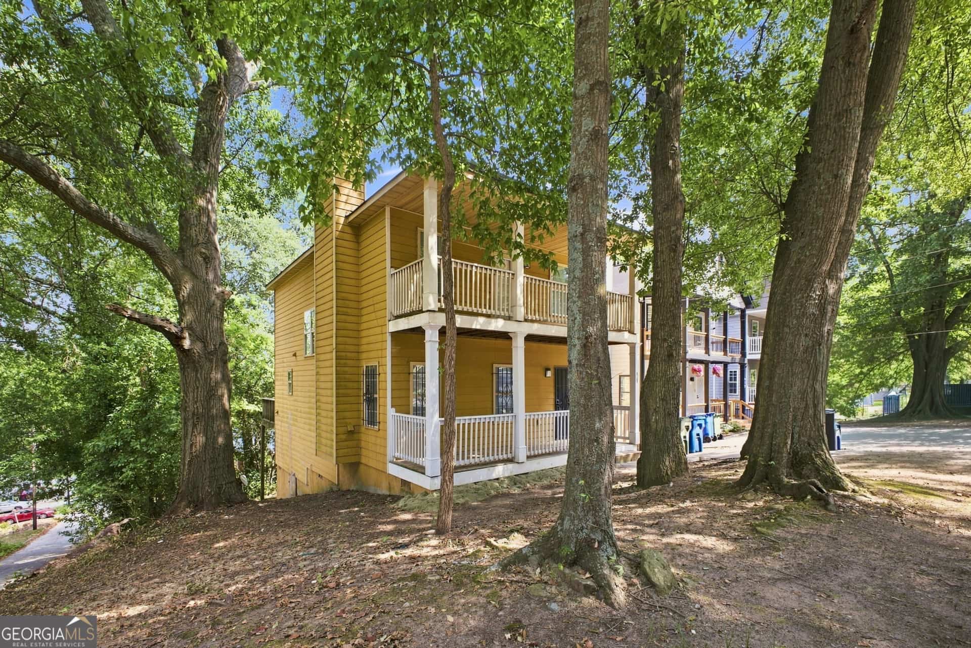 Listing photo 4