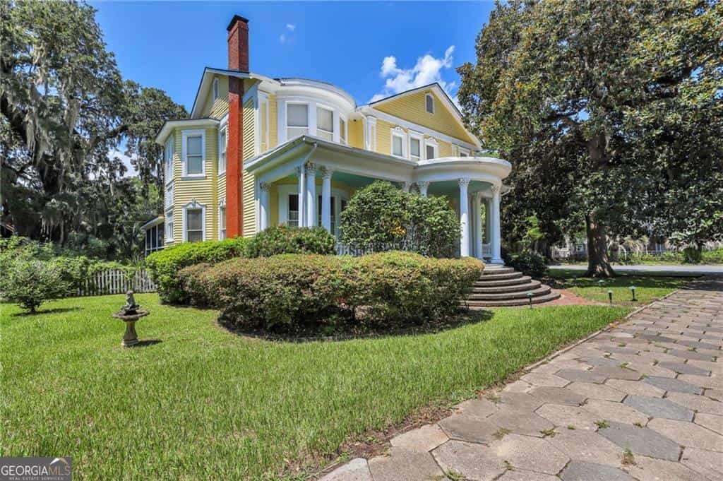Listing photo 4