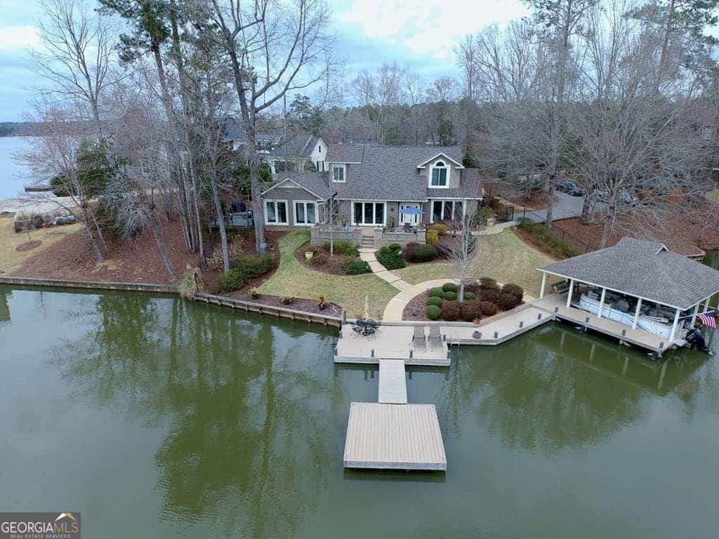239 Robin DR, Hamilton, GA 31811
