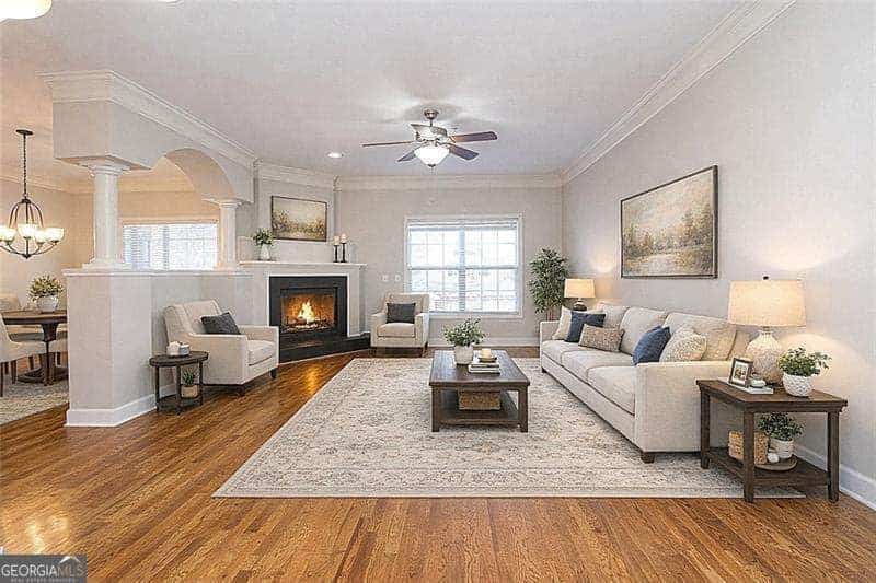 Listing photo 6