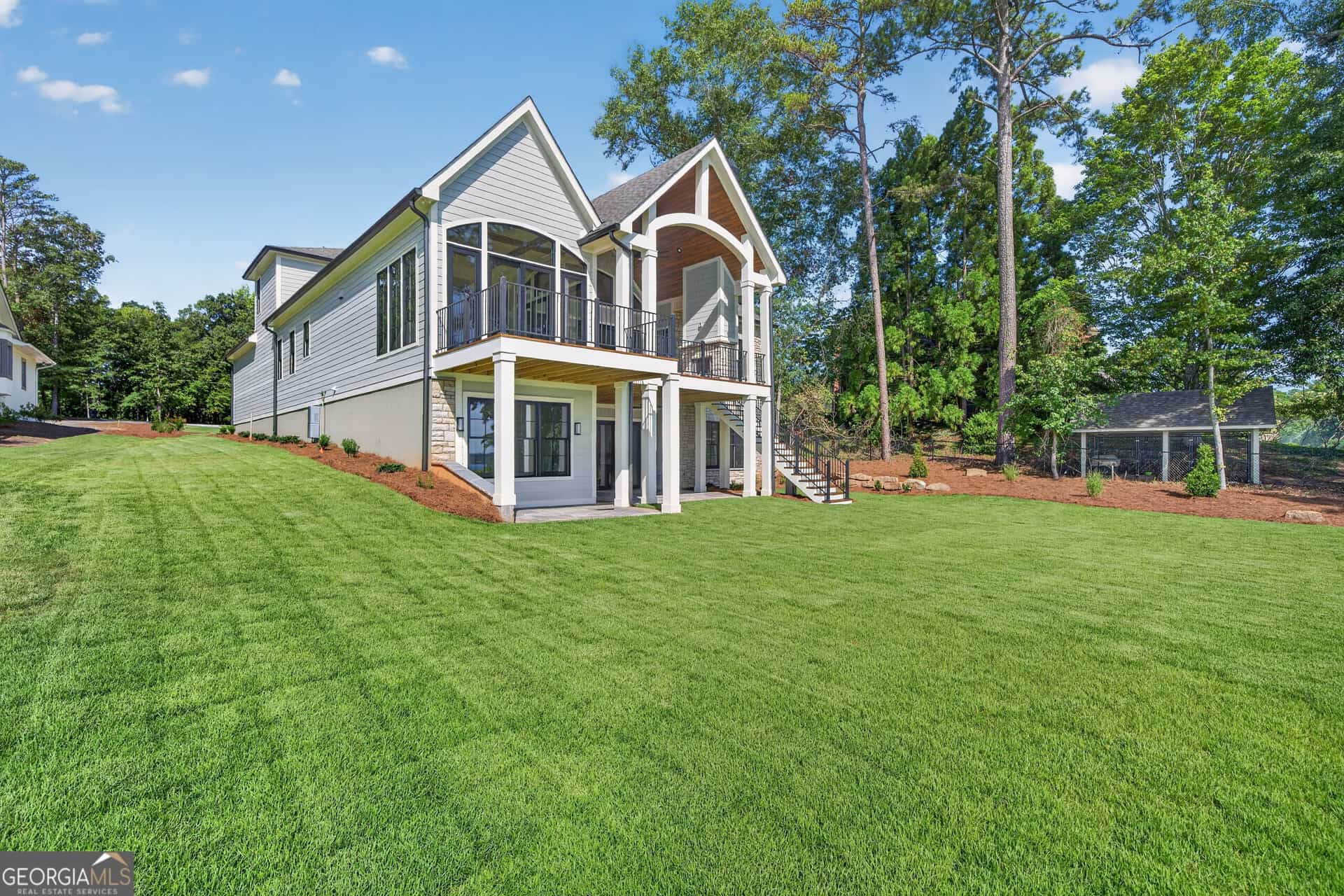 Listing photo 4