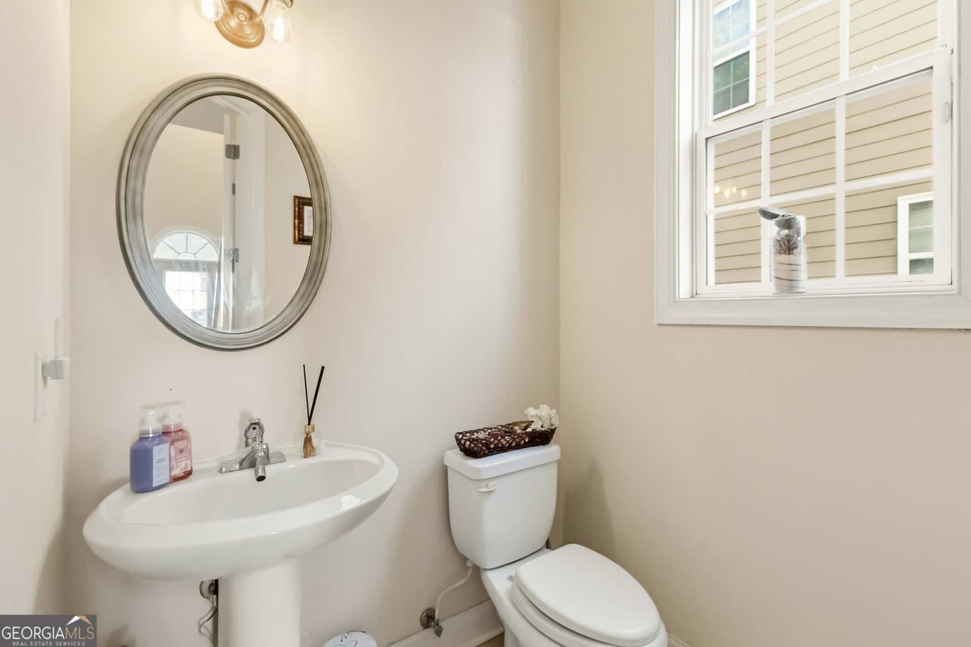 Listing photo 6