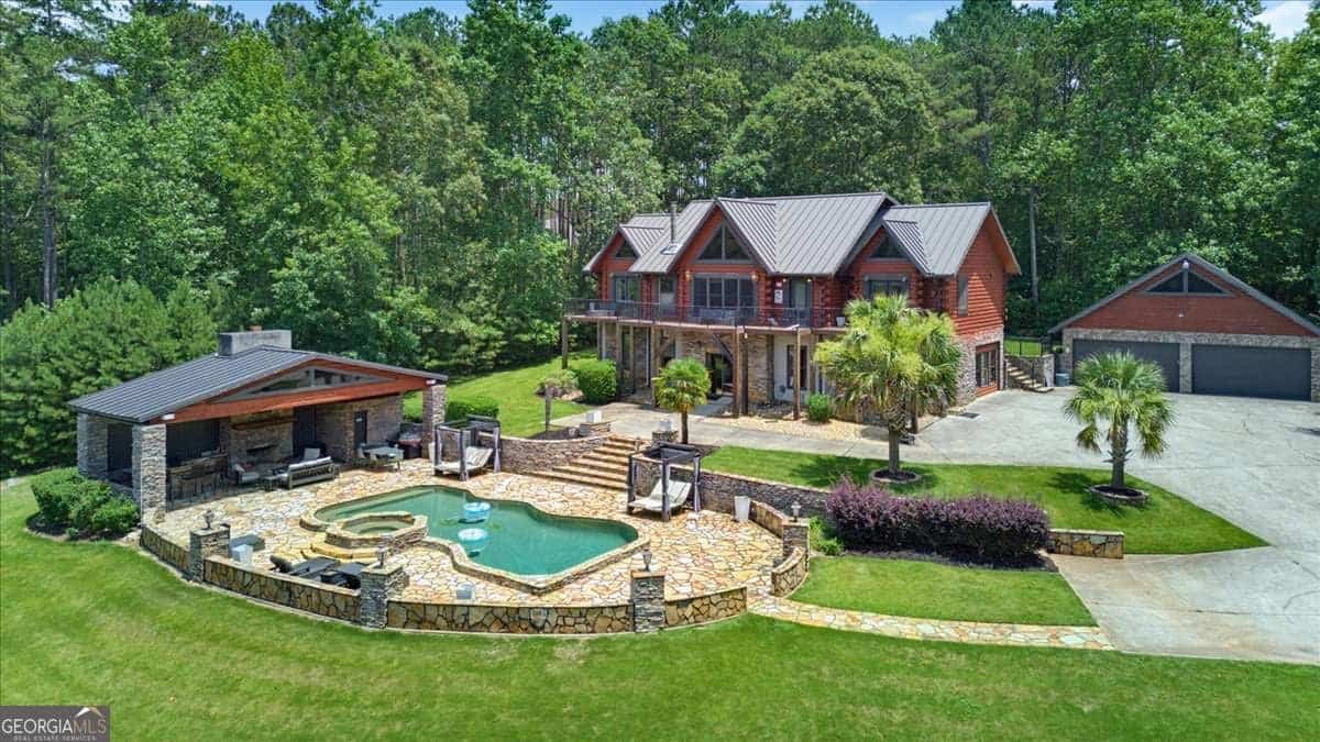 4095 E Highway 166, Carrollton, GA 30116