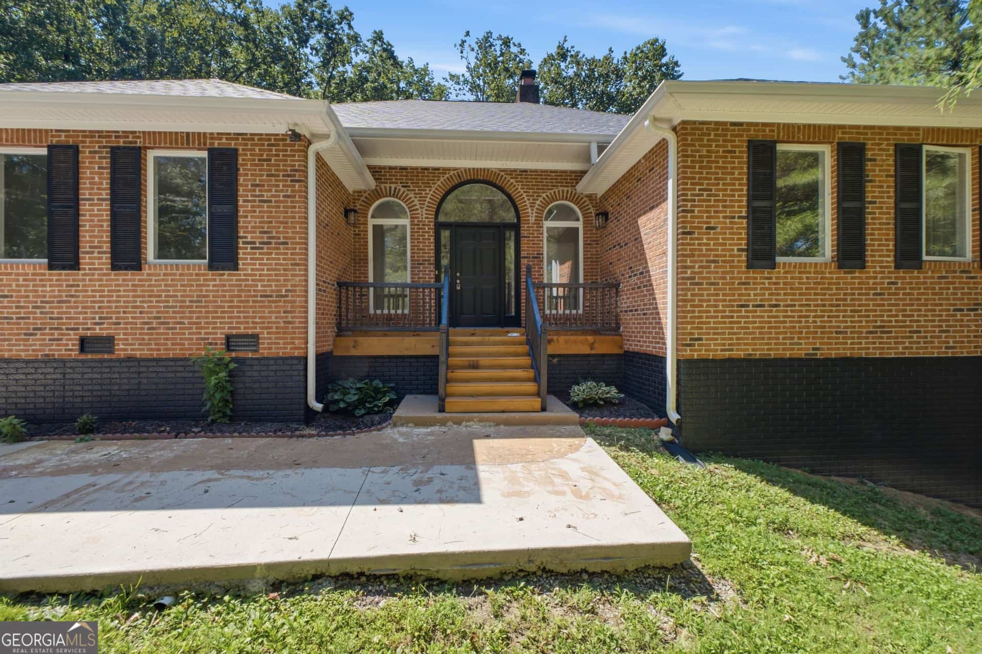 502 Shire CT, Dalton, GA 30720