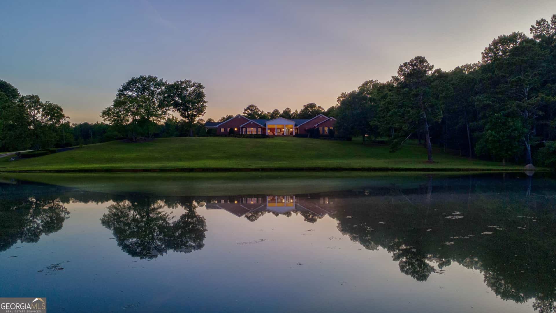 1703 Bullards Ferry RD, Elberton, GA 30635