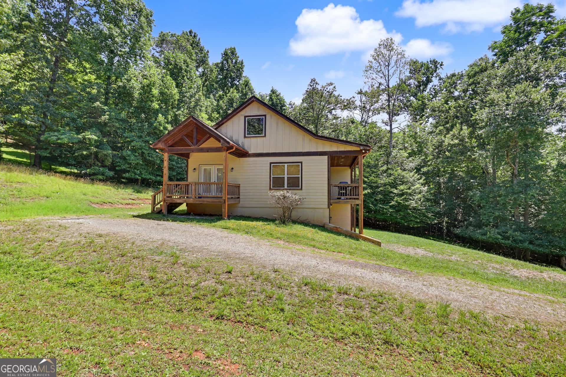 Listing photo 4