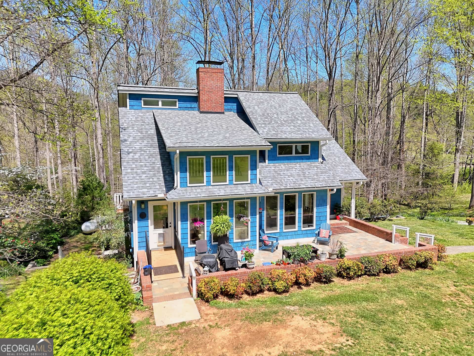 1067 O V Justus RD, Rabun Gap, GA 30568