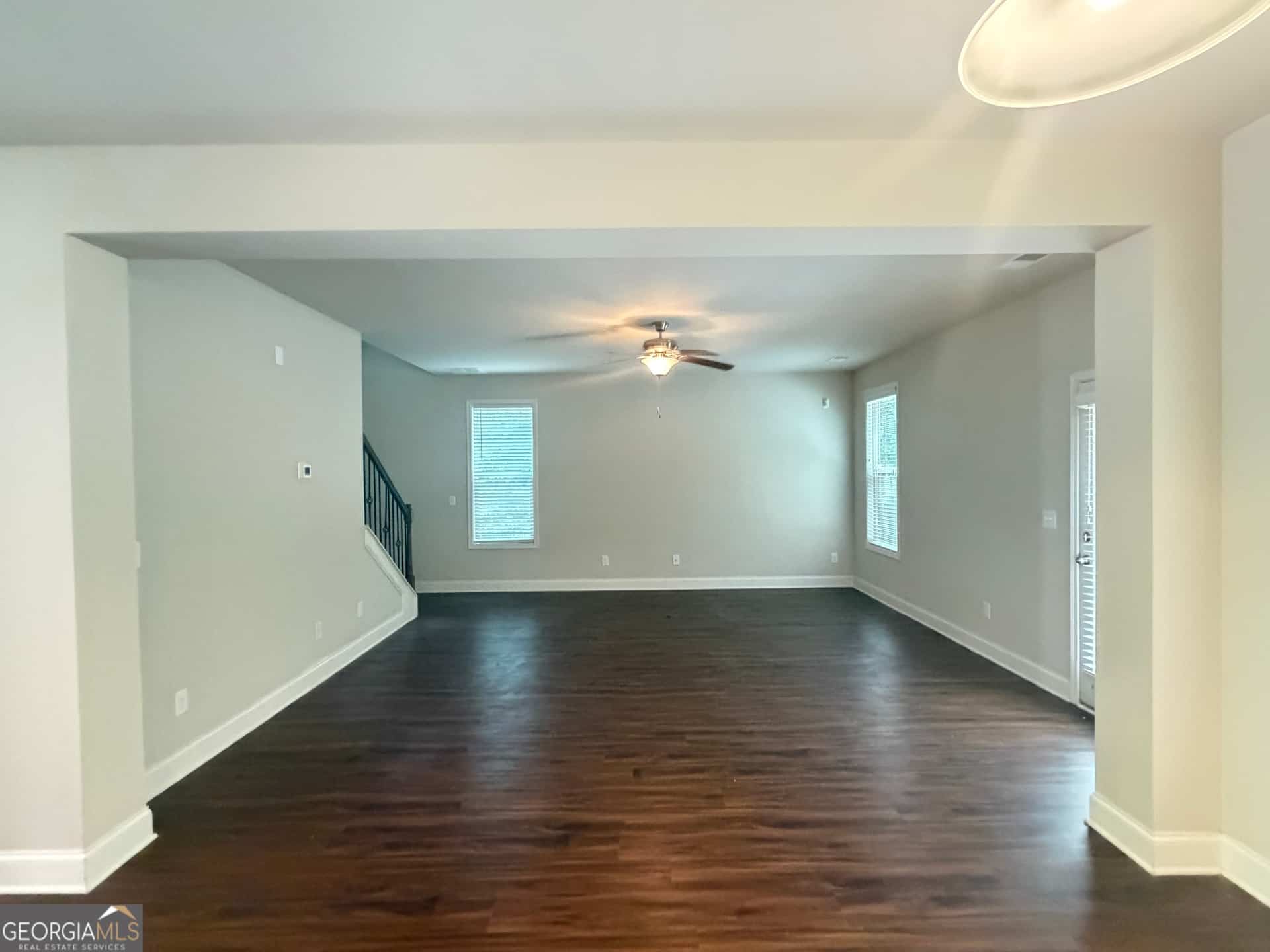 Listing photo 6