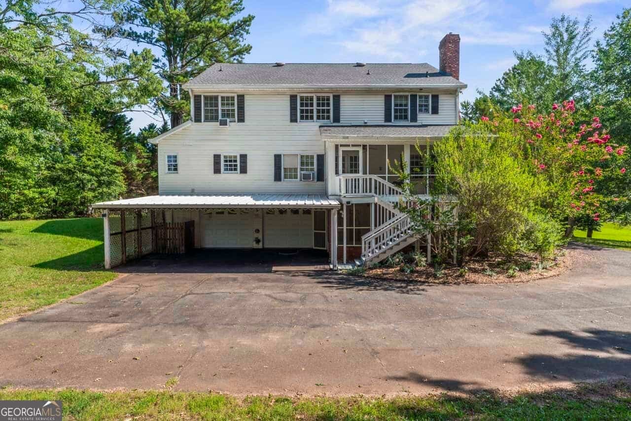 Listing photo 6
