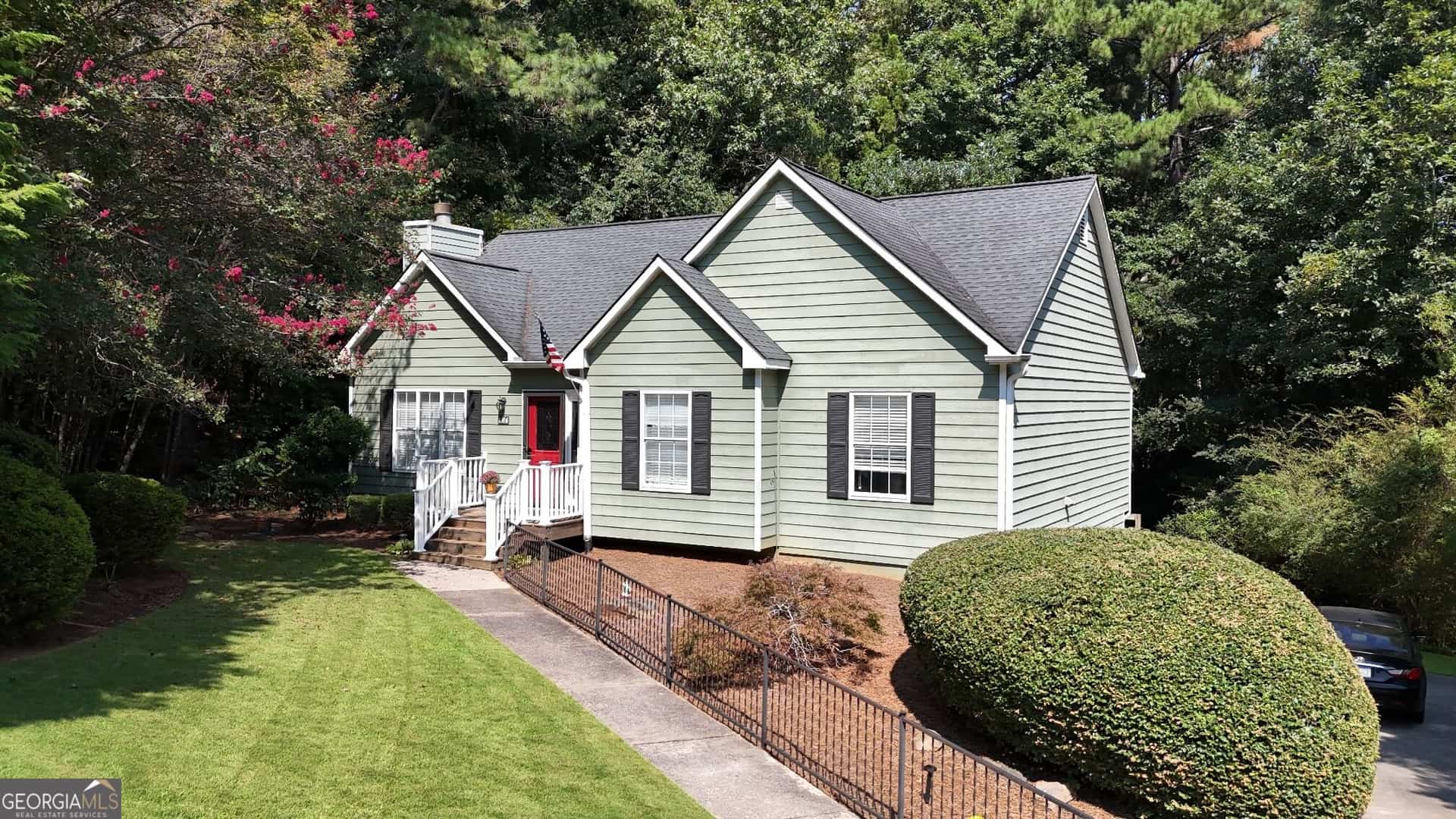 106 N Springs DR, Acworth, GA 30101