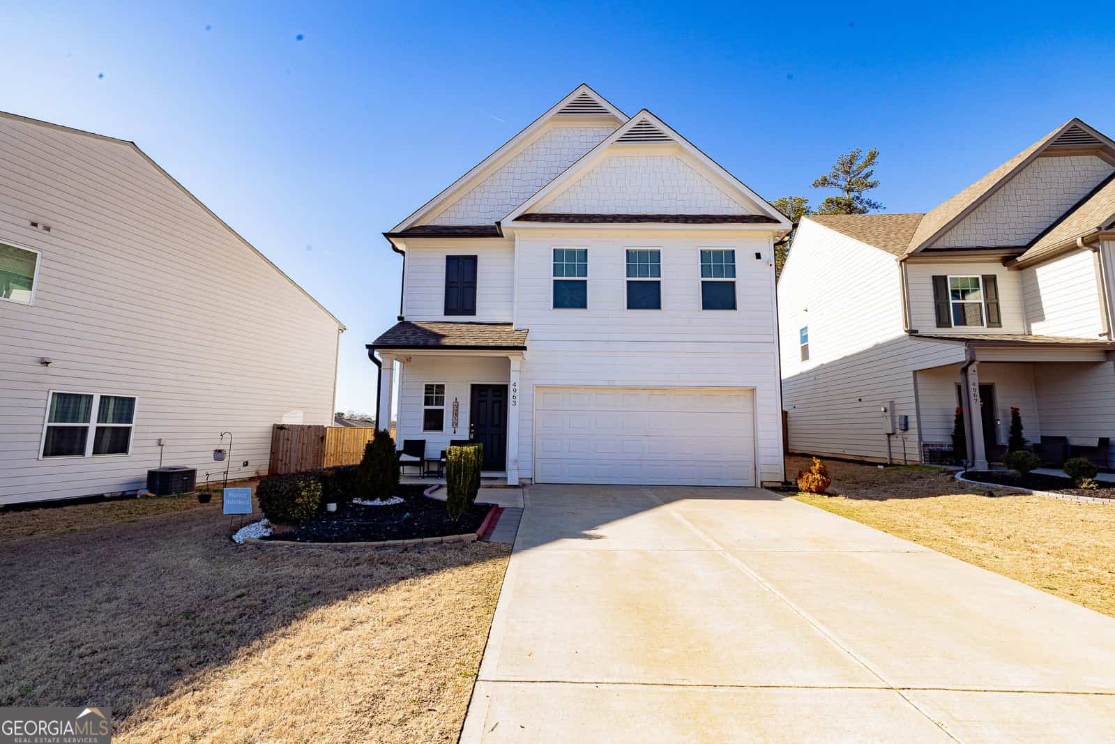 Listing photo 2