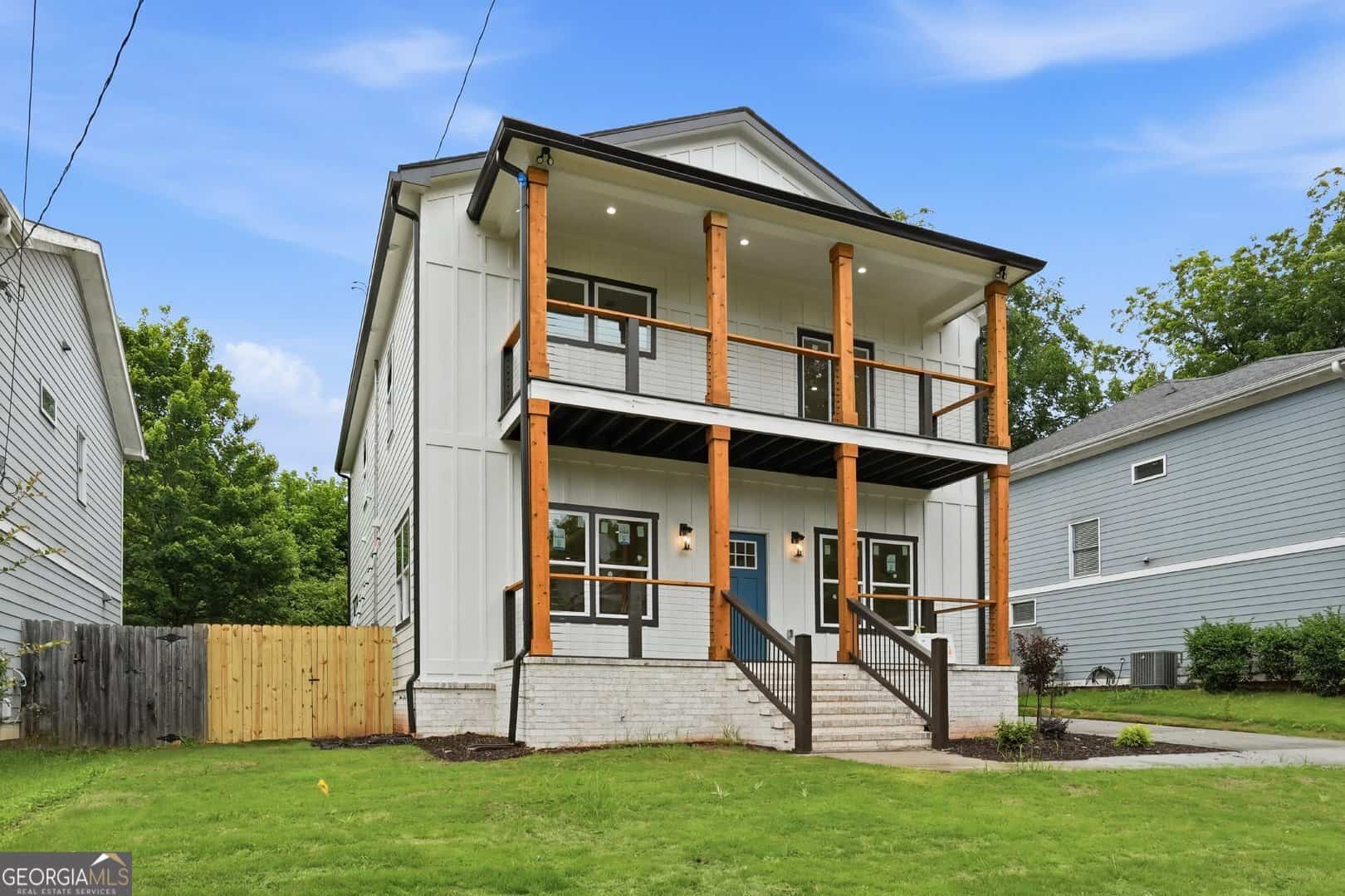 Listing photo 3