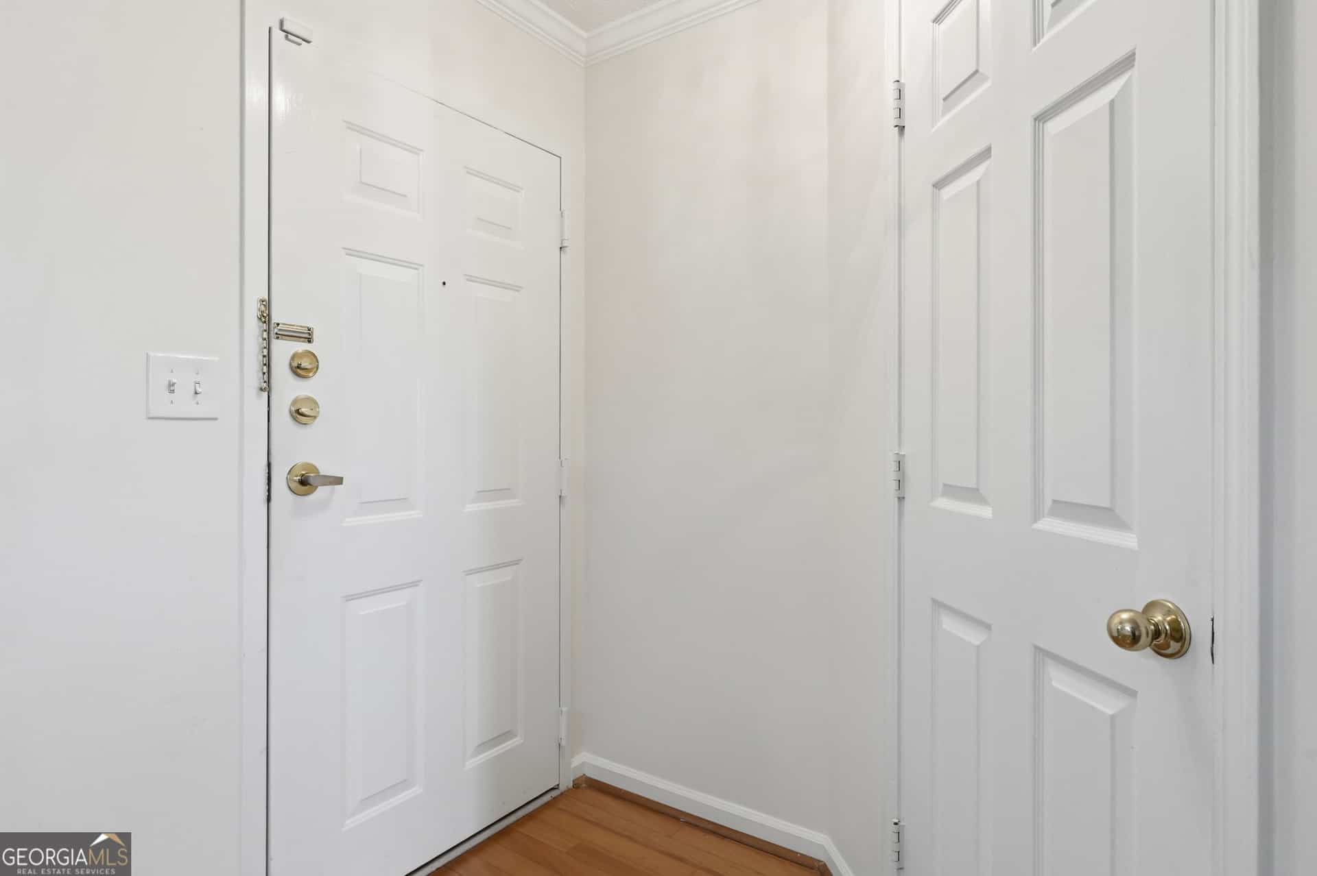 Listing photo 6