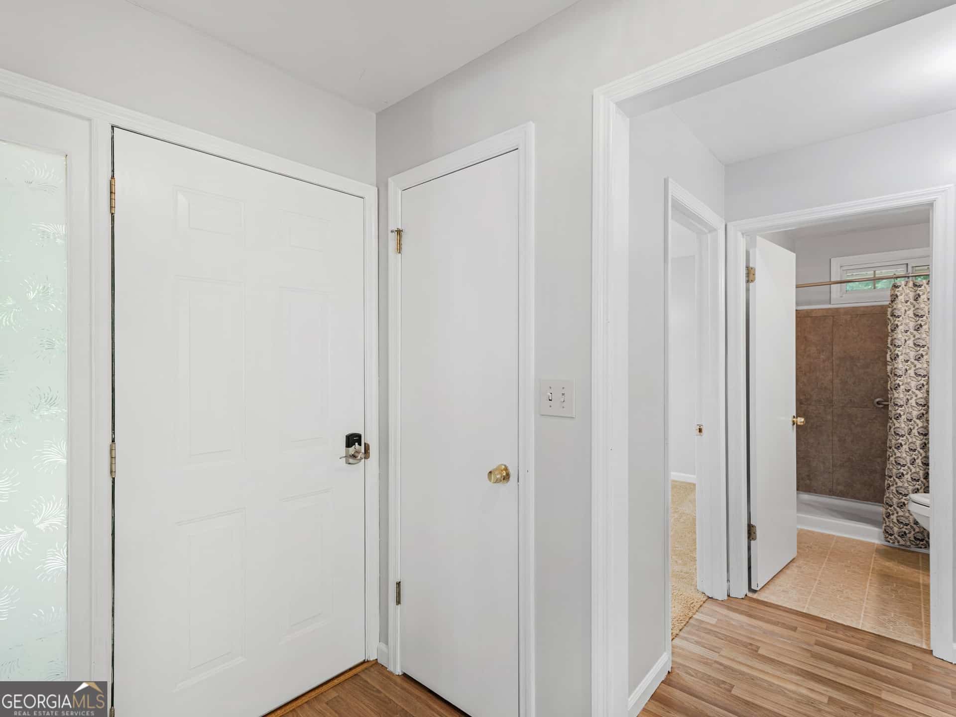 Listing photo 6