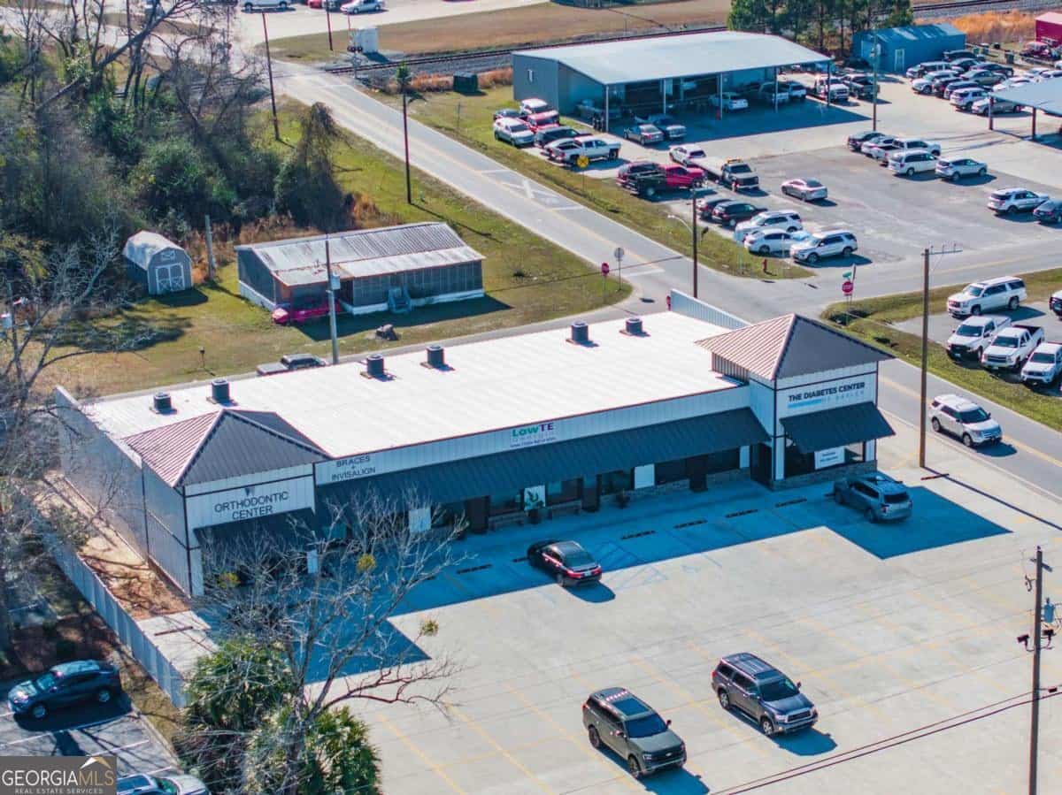 719 W Parker ST, Baxley, GA 31513