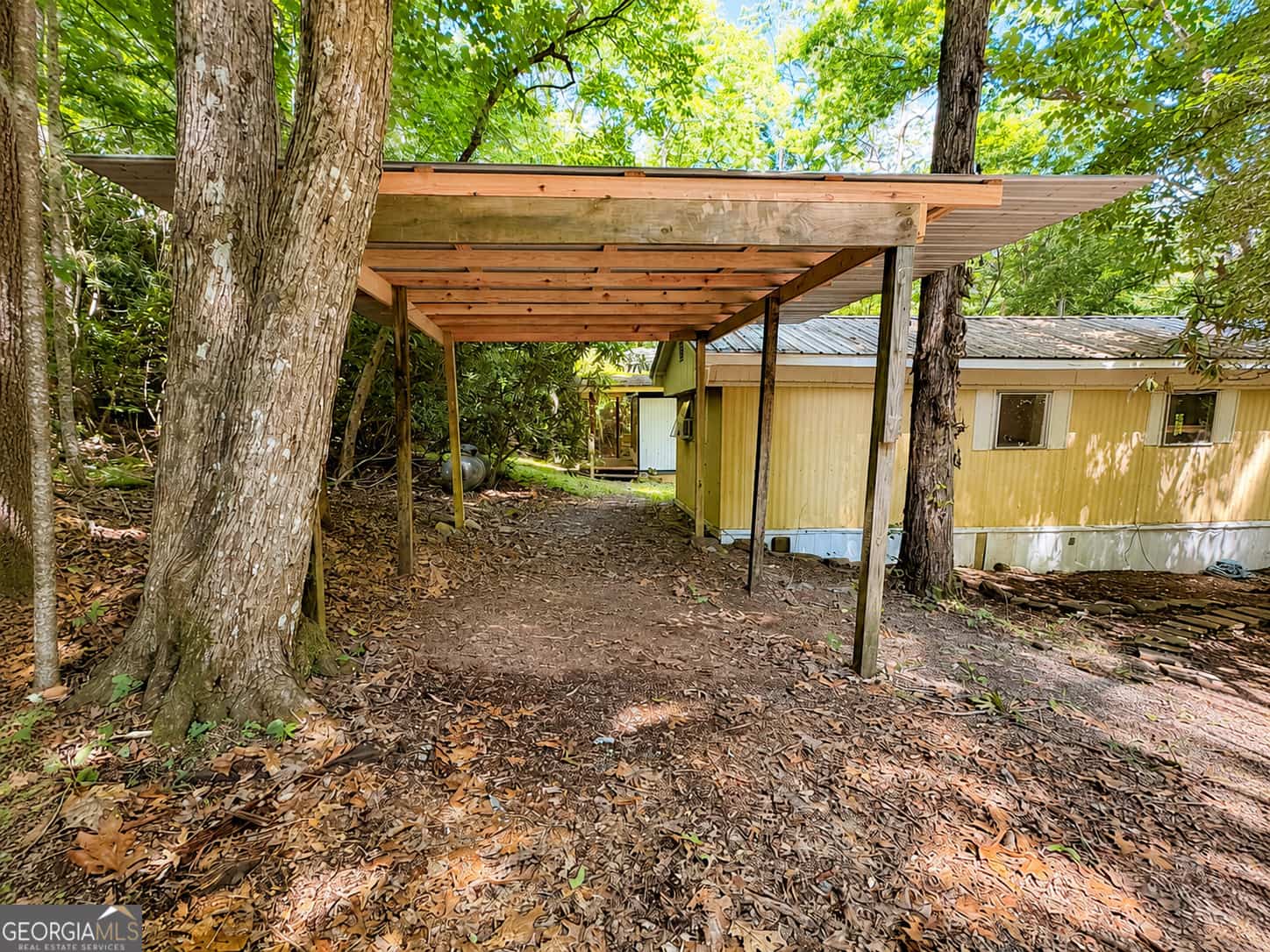 Listing photo 6