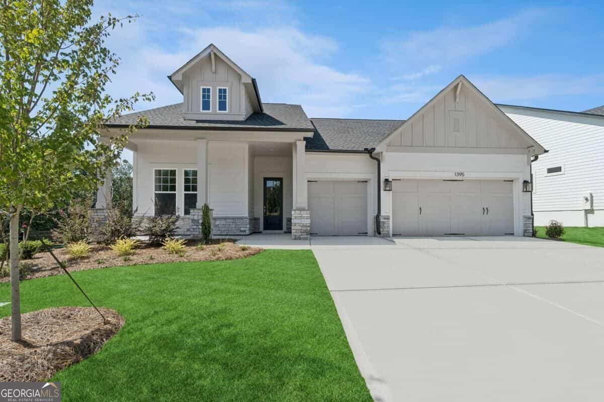 1395 Autumn Lake DR SW, Gainesville, GA 30504