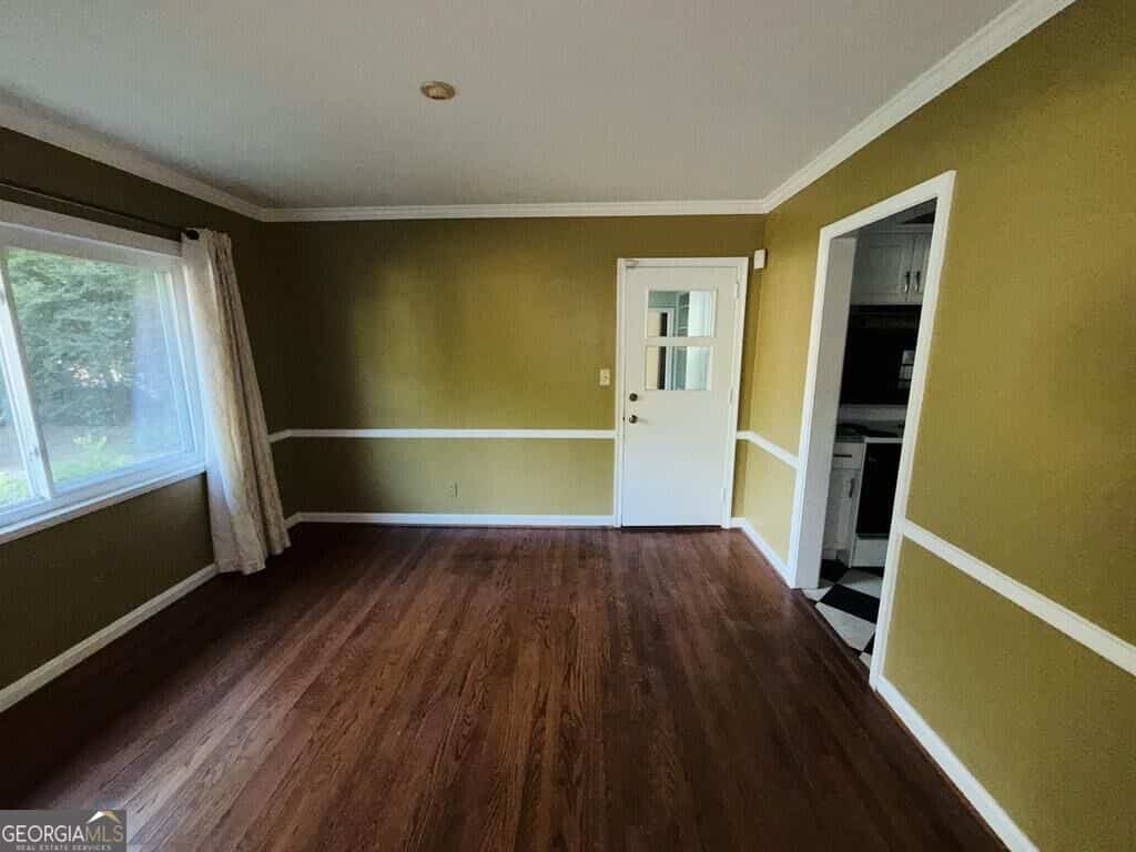 Listing photo 6