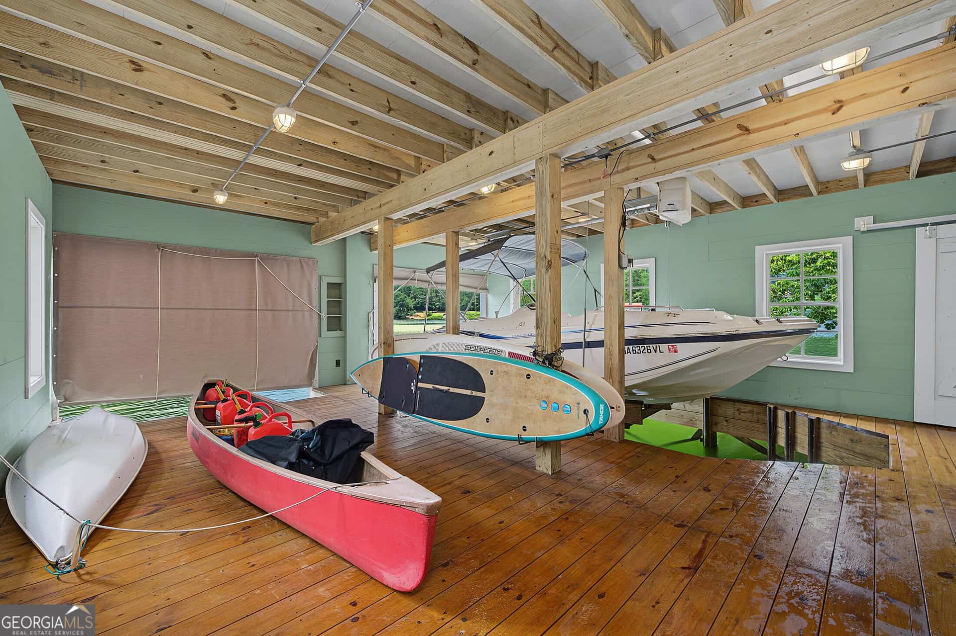 Listing photo 6