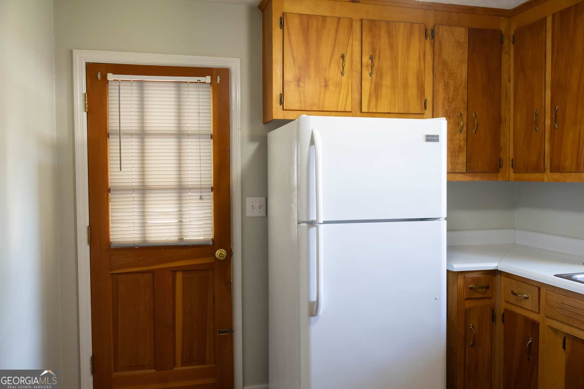 Listing photo 6