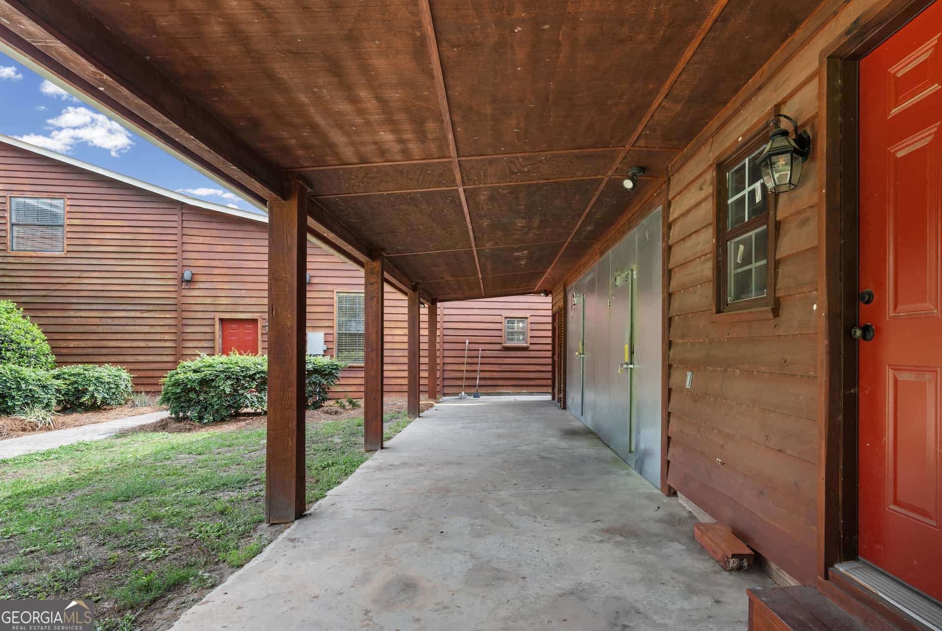 Listing photo 6