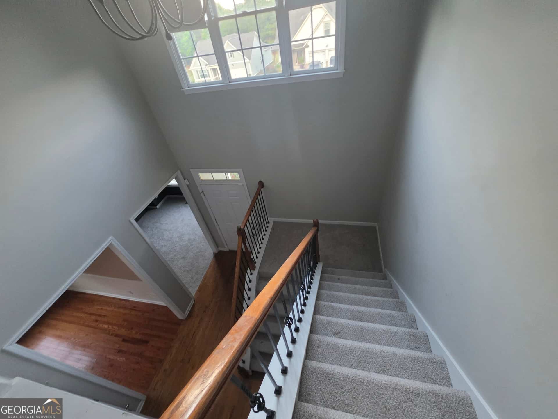 Listing photo 6