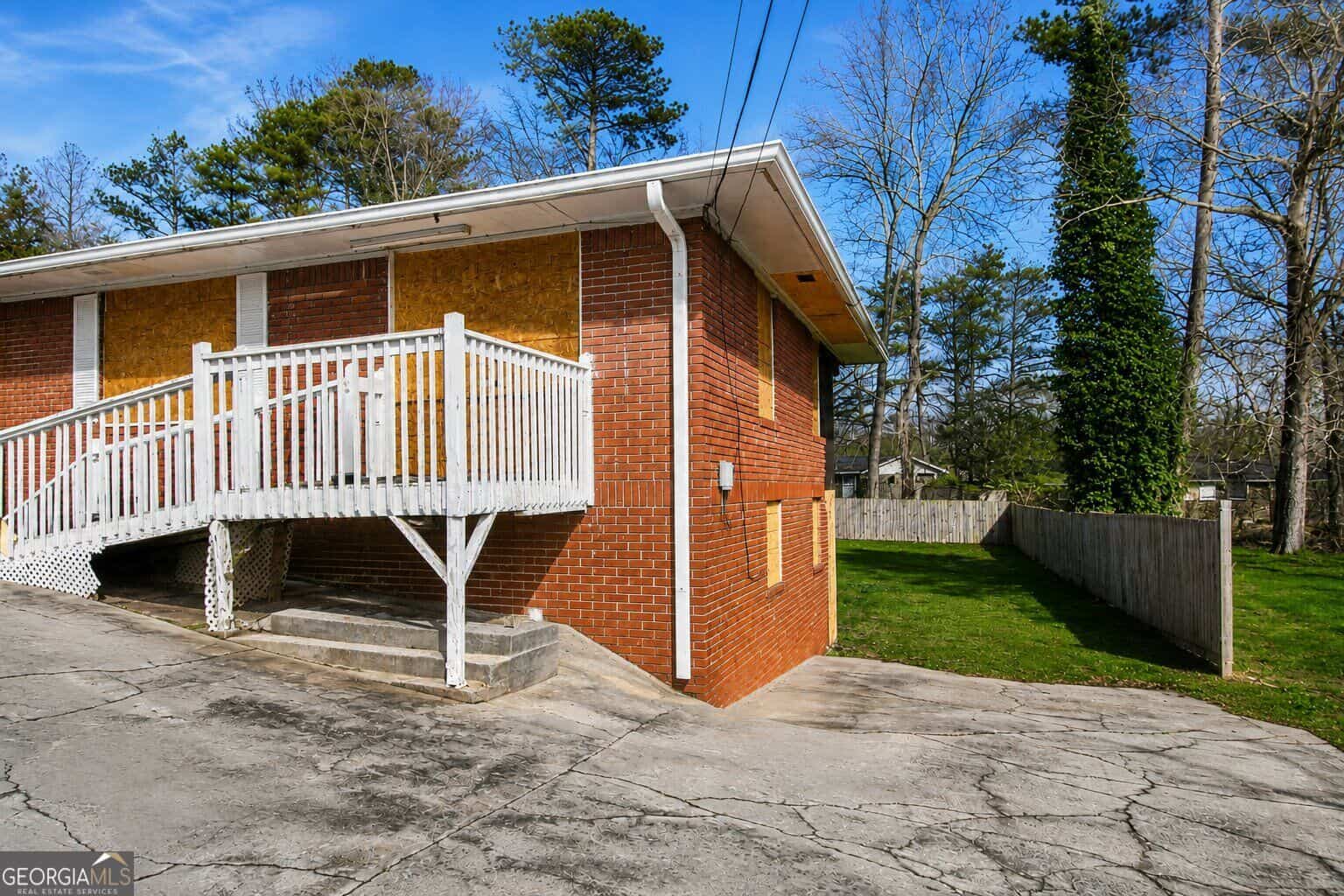 Listing photo 6