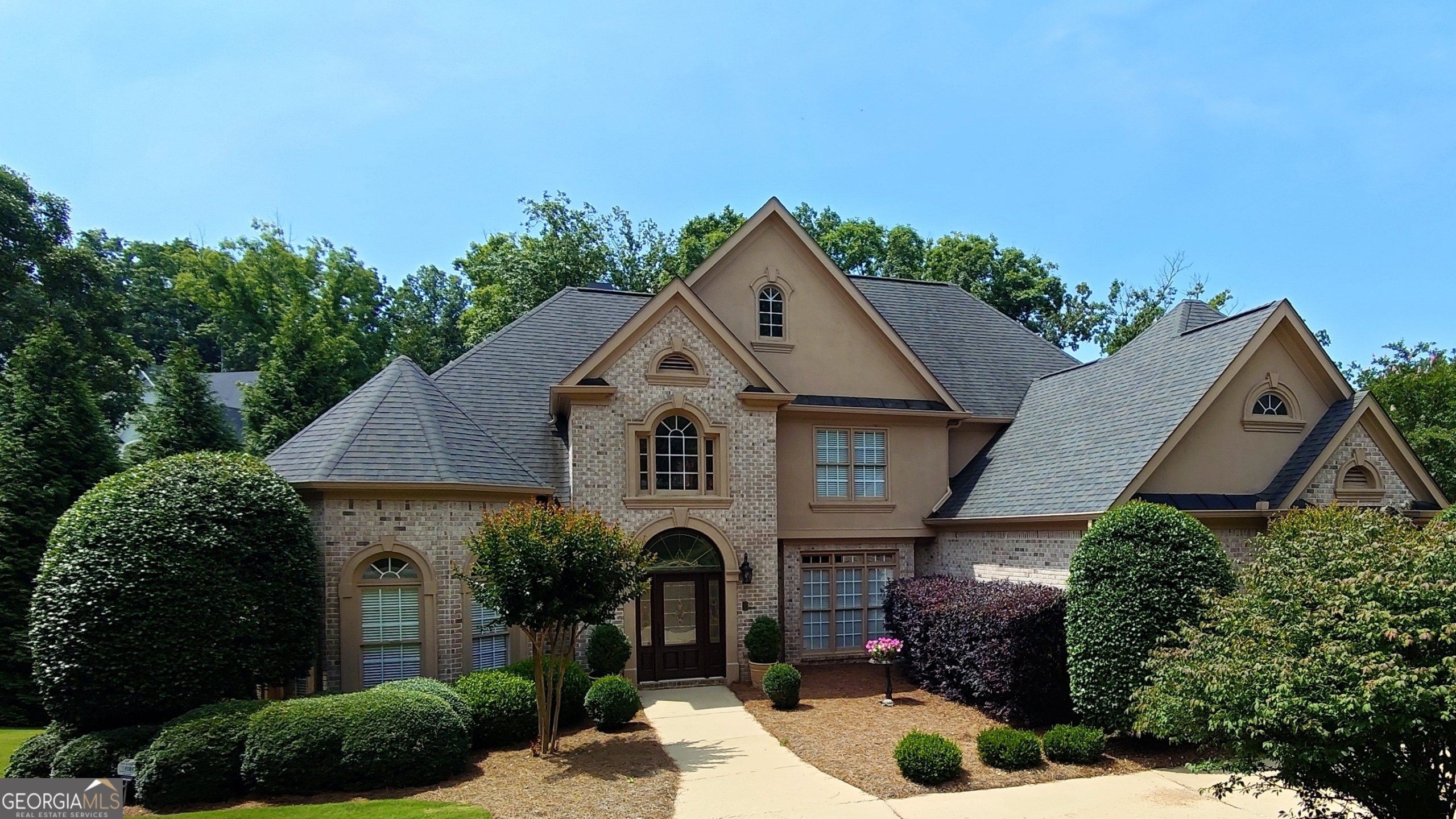 5359 Point South DR, Gainesville, GA 30504