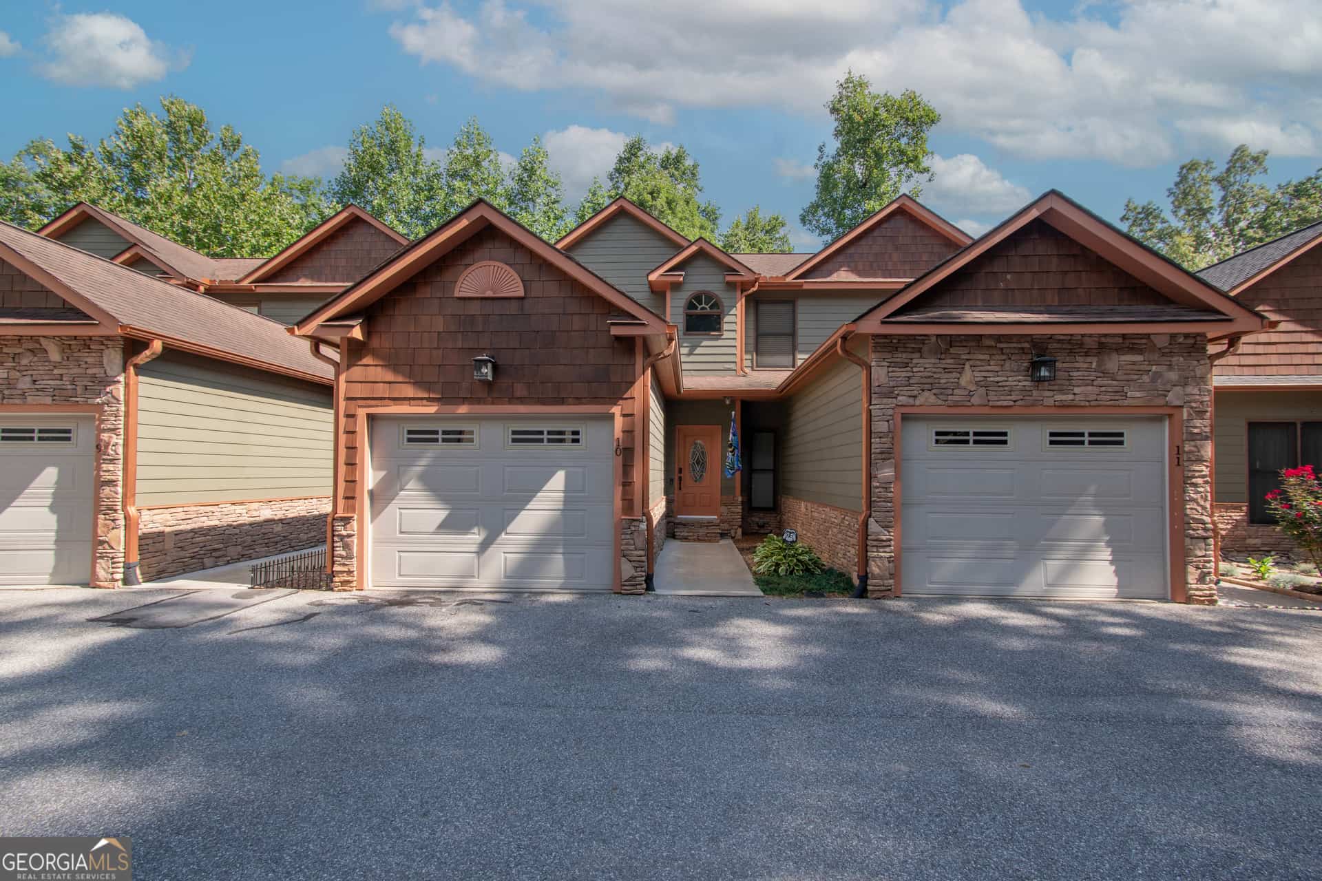 130 Emory CIR, Blairsville, GA 30512