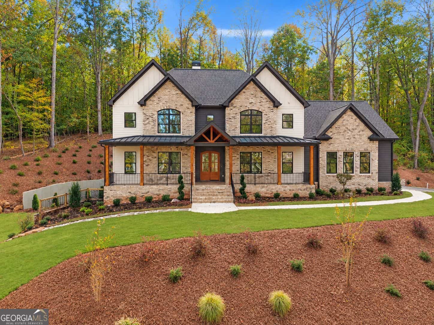 832 Walnut River Trail, Hoschton, GA 30548
