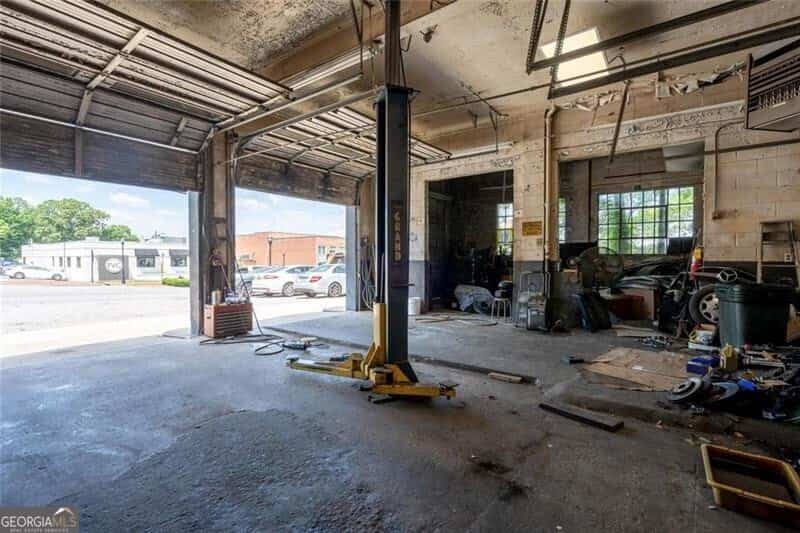 Listing photo 6