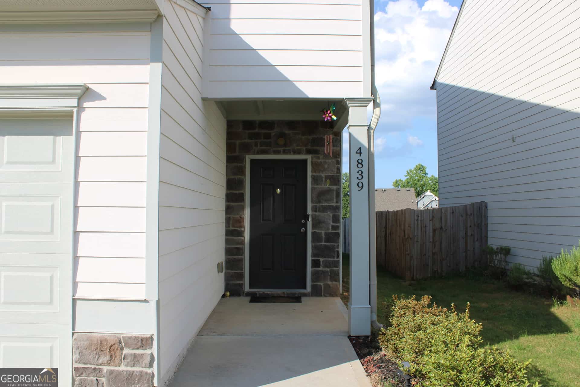 Listing photo 4