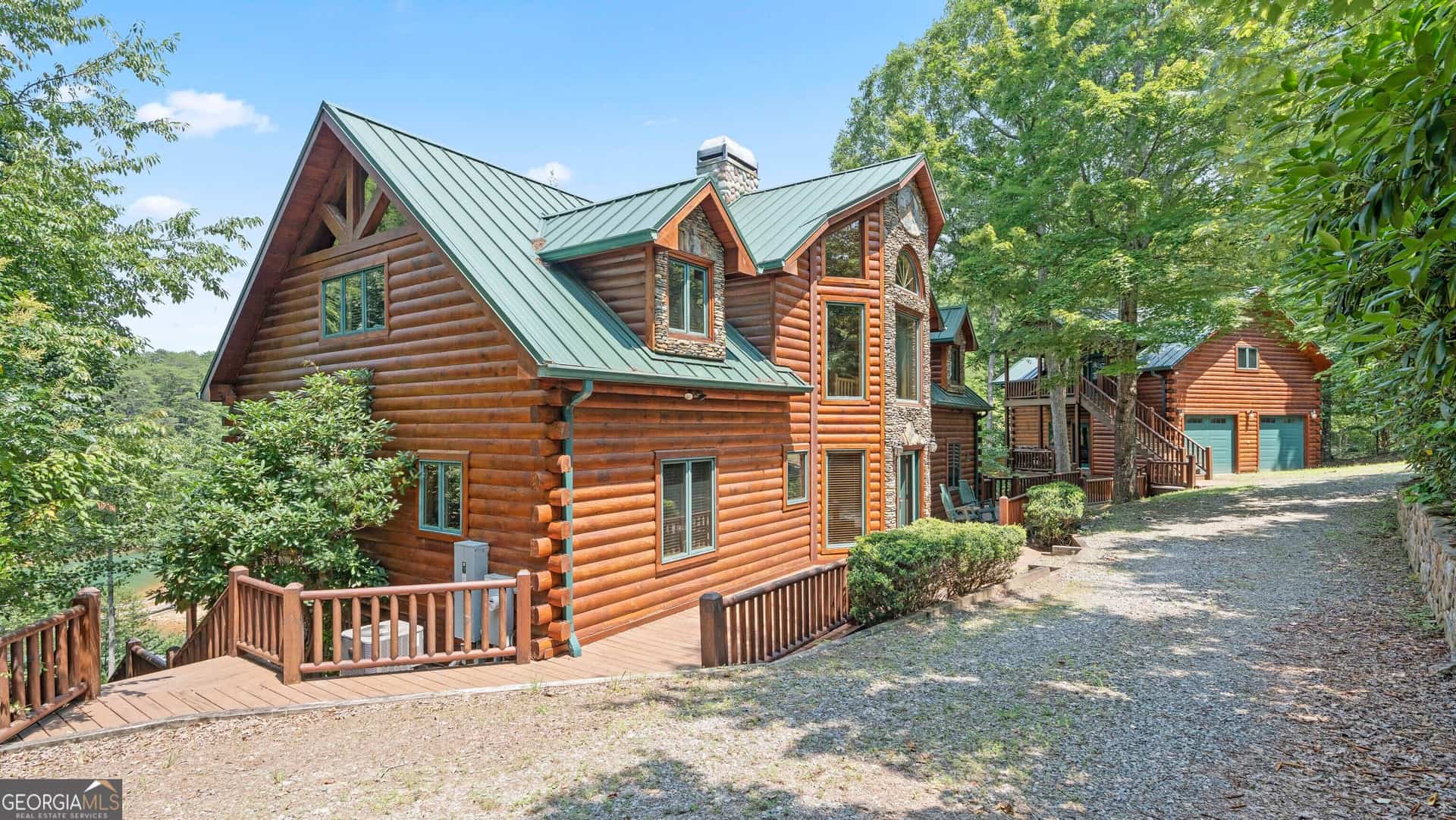 84 Charlotte DR, Morganton, GA 30560