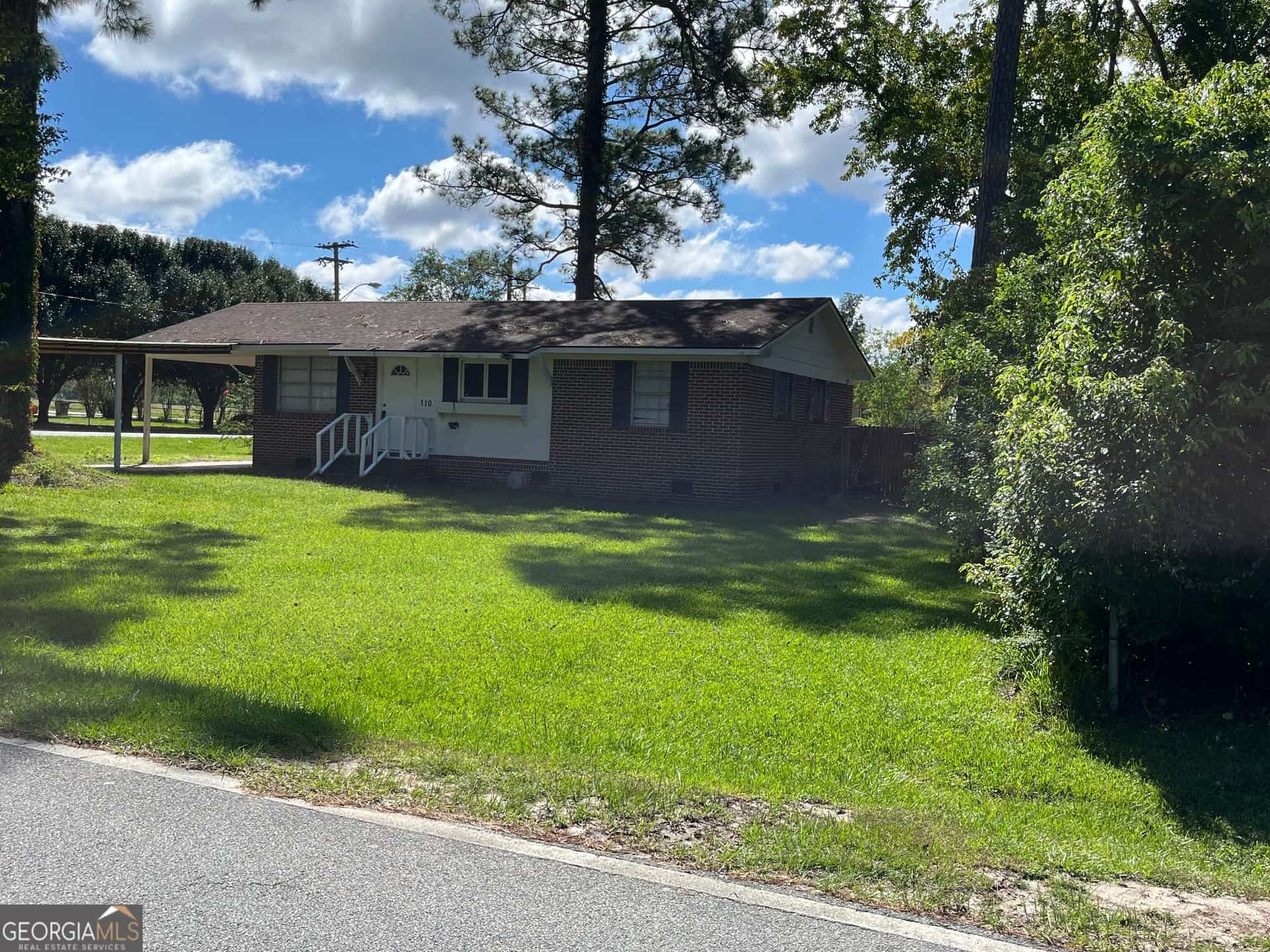110 Rose AVE, Adel, GA 31620